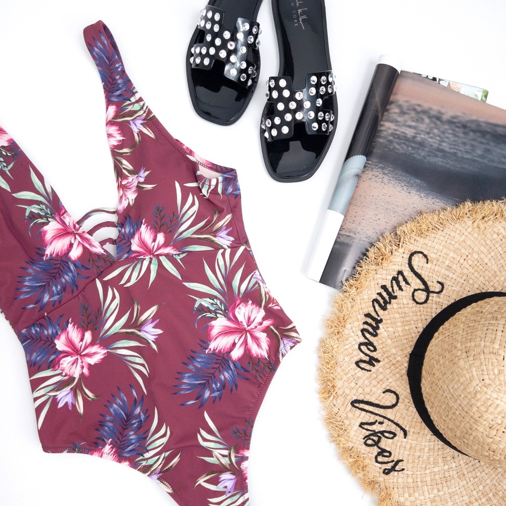 SHADE & SHORE . Hibiscus One-Piece Swimsuit